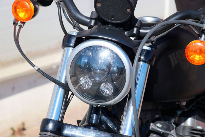 Салон Harley-Davidson Sportster Iron XL883 2017 г.в., стильный дизайн, ремень привода