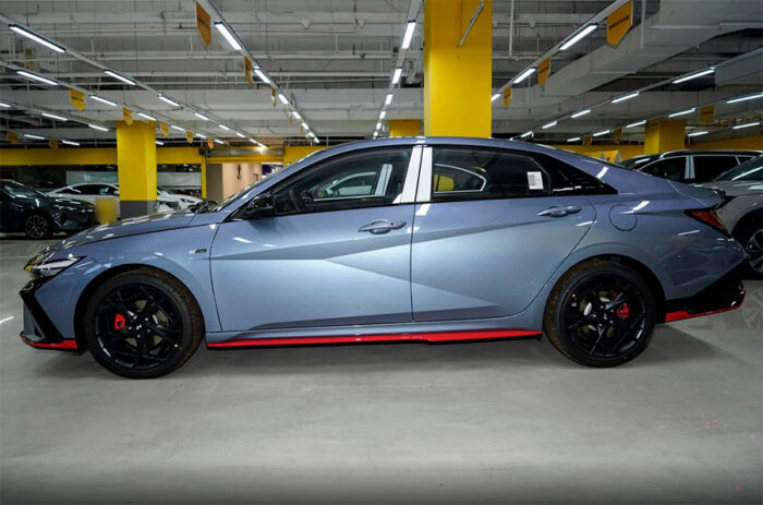  Elantra LUX